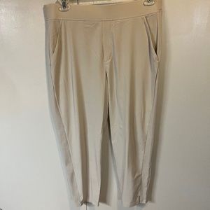 Athleta Brooklyn Ankle Pant. Beige Size 14